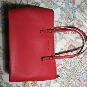 🚫SOLD🚫Michael Kors Jet Set Tote NWOT